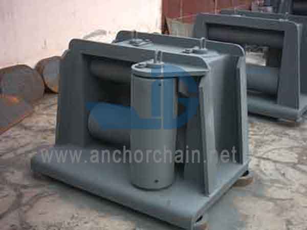 Fairlead cum Horizontali Rollerus (V Rollers)
